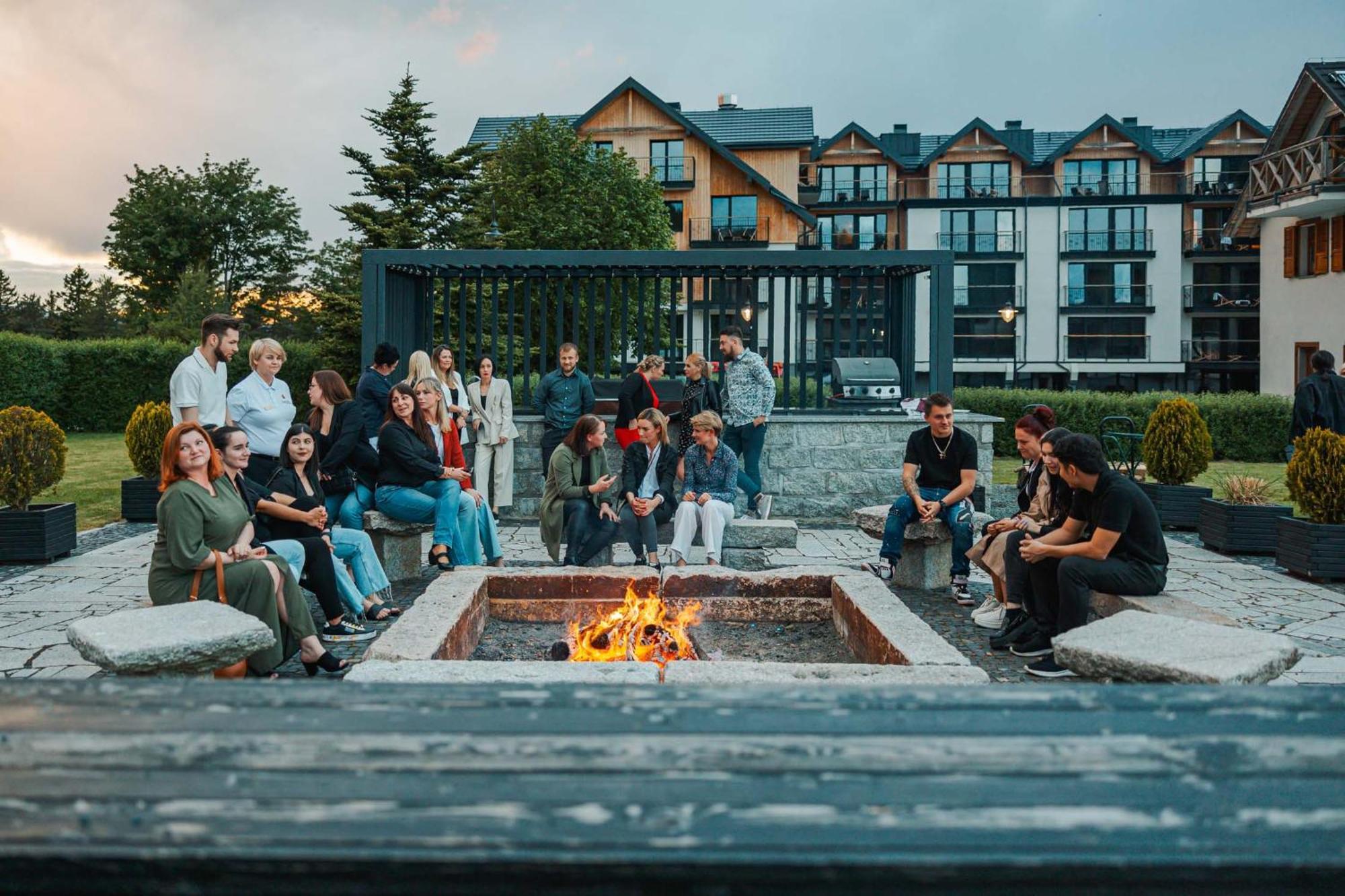 Kazalnica Family&Conference Resort Kolo Karpacza Sosnówka Екстериор снимка